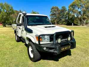 2017 Toyota Landcruiser LC70 VDJ79R MY17 Workmate (4x4) White 5 Speed Manual Cab Chassis