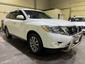 2014 Nissan Pathfinder R52 ST (4x2) White Continuous Variable Wagon