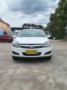 2007 Holden Astra AH MY07 CD White 4 Speed Automatic Wagon