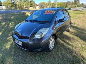 2010 Toyota Yaris NCP90R MY10 YR Grey 5 Speed Manual Hatchback Clontarf Redcliffe Area Preview