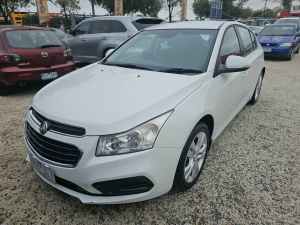 2015 Holden Cruze JH Series II MY15 Equipe White 6 Speed Sports Automatic Hatchback Hoppers Crossing Wyndham Area Preview