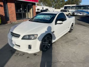 2010 Holden Ute VE MY10 SS V White 6 Speed Sports Automatic Utility