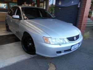 2004 Holden Commodore VY II Acclaim White 4 Speed Automatic Sedan