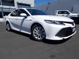 2020 Toyota Camry Axvh70R Ascent (Hybrid) Glacier White Continuous Variable Sedan