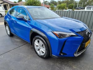 2019 LEXUS UX 200 LUXURY LOW KLMS AOTOMATIC BARGAIN ALMOST ONE YEAR REGO