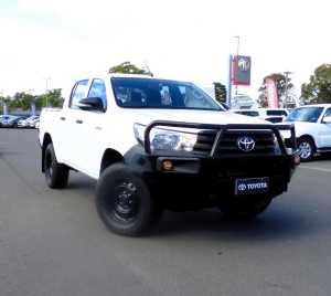2015 Toyota Hilux GUN125R Workmate (4x4) White 6 Speed Automatic Dual Cab Utility