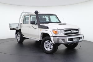 2022 Toyota Landcruiser VDJ79R GXL Double Cab White 5 Speed Manual Cab Chassis