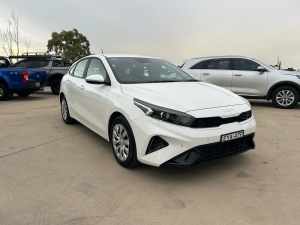 2021 Kia Cerato BD MY21 S White 6 Speed Sports Automatic Hatchback Muswellbrook Muswellbrook Area Preview