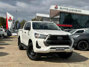 2020 Toyota Hilux GUN136R Facelift SR Hi-Rider White 6 Speed Automatic Double Cab Pick Up