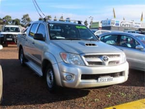 2006 Toyota Hilux GGN15R MY07 SR5 4x2 Silver 5 Speed Automatic Utility
