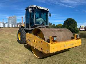 Volvo SD130D Smooth Drum Vibrating Roller.  One owner Ex Council Unit. Inverell Inverell Area Preview