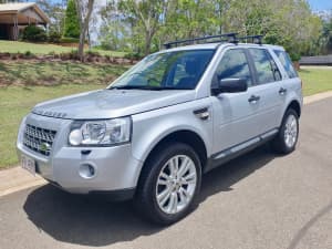 2011 LAND ROVER FREELANDER 2 SE (4x4) 1 OWNER** PERFECT LOGBOOK HISTORY! IMMACULATE INSIDE & OUT**