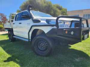 2019 Toyota Hilux GUN126R MY19 SR (4x4) White 6 Speed Automatic Double Cab Chassis Wangara Wanneroo Area Preview