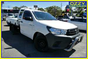 2021 Toyota Hilux TGN121R Workmate (4x2) White 5 Speed Manual Cab Chassis