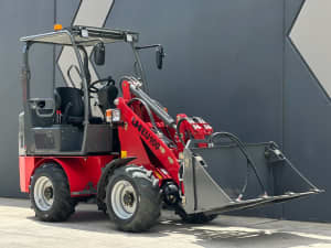 2023 UHI EU100 Electric Loader with 1000kg Rated Load