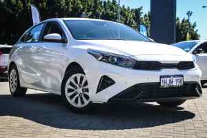 2021 Kia Cerato BD MY22 S Clear White 6 Speed Sports Automatic Hatchback