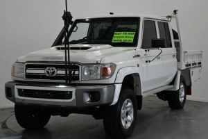 2017 Toyota Landcruiser VDJ79R GXL Double Cab White 5 Speed Manual Cab Chassis