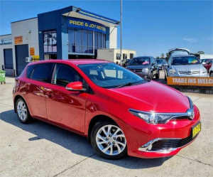 2017 Toyota Corolla ZRE182R MY17 Ascent Sport Red 7 Speed CVT Auto Sequential Hatchback