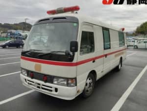 1999 TURBO AUTO Toyota Coaster, 75k kms rear doors and PASSENGER DOOR!! How rare is this!