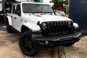 2022 Jeep Gladiator JT MY22 Night Eagle Pick-up White 8 Speed Automatic Utility