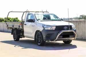 2015 Toyota Hilux GUN122R Workmate 4x2 White 5 Speed Manual Cab Chassis