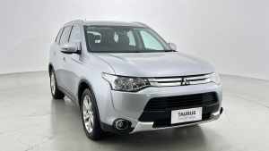 2015 Mitsubishi Outlander ZJ MY14.5 LS 2WD Silver, Chrome 6 Speed Constant Variable SUV
