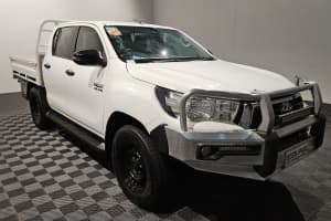 2018 Toyota Hilux GUN126R SR Double Cab White 6 Speed Sports Automatic Cab Chassis Acacia Ridge Brisbane South West Preview