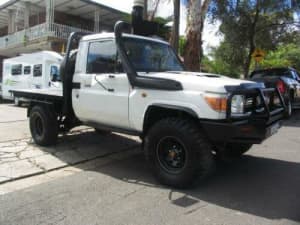 2007 Toyota Landcruiser VDJ79R Workmate (4x4) White 5 Speed Manual Cab Chassis