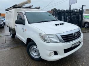 2015 Toyota Hilux KUN16R MY14 Workmate White 5 Speed Manual Cab Chassis
