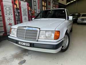1991 Mercedes-Benz 300E W124 24 Valve White 4 Speed Automatic Sedan Rydalmere Parramatta Area Preview