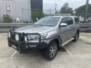 2019 Toyota Hilux GUN126R MY19 SR5 (4x4) Silver, Chrome 6 Speed Automatic Double Cab Pick Up