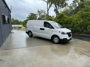 2018 Hyundai iLOAD TQ4 MY19 White 5 Speed Automatic Van Capalaba Brisbane South East Preview