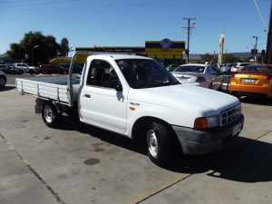 2001 FORD Courier GL