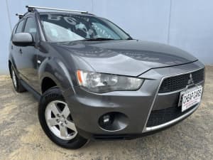 2010 Mitsubishi Outlander ZH MY10 LS Green 6 Speed CVT Auto Sequential Wagon Hoppers Crossing Wyndham Area Preview