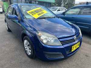 2004 Holden Astra AH CD Blue 4 Speed Automatic Hatchback