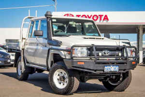 2020 Toyota Landcruiser VDJ79R Workmate Double Cab French Vanilla 5 Speed Manual Cab Chassis