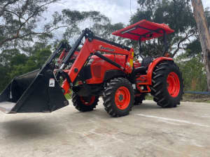 Kubota L4600 Tractor