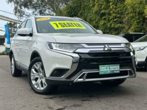 2020 Mitsubishi Outlander ZL MY20 ES 7 Seat (2WD) White Continuous Variable Wagon