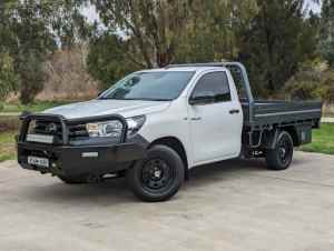 2020 Toyota Hilux (No Series) WorkMate 4x2 Single-Cab Cab-Chassis Glacier White 6 Speed Automatic