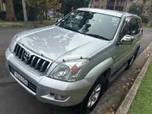 2004 TOYOTA LandCruiser PRADO GXL (4x4) Low kms, 7Seater,Well maintained. $ 14999