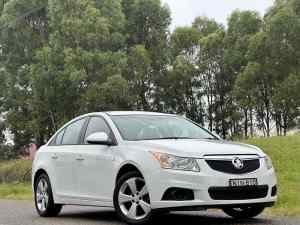 2013 Holden Cruze Equipe JH MY14 White 6 Speed Automatic Sedan Low Kms Log Books 4months Rego