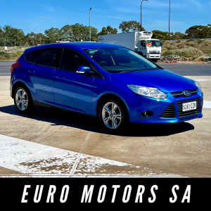 2012 FORD Focus TREND