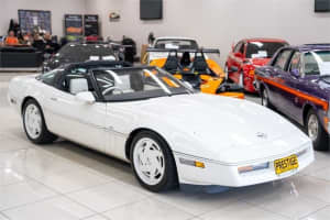1988 Chevrolet Corvette 35th Anniversary White 3 Speed Automatic Targa