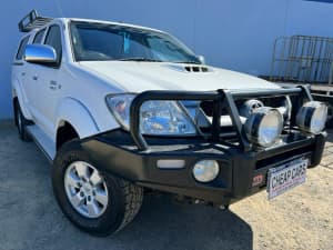 2010 Toyota Hilux KUN26R 09 Upgrade SR5 (4x4) White 5 Speed Manual Dual Cab Pick-up Hoppers Crossing Wyndham Area Preview