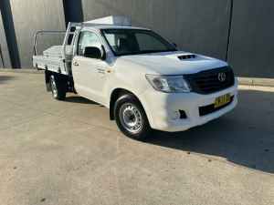 2012 Toyota Hilux KUN16R MY12 Workmate 4x2 White 5 Speed Manual Cab Chassis