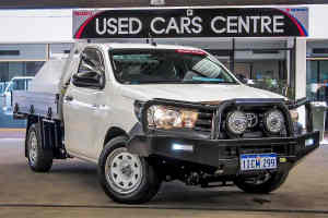 2018 Toyota Hilux TGN121R Workmate White Steptronic Cab Chassis