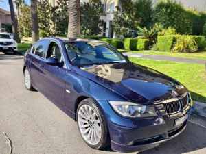 2007 BMW 3 25i, auto, low kilometers, $ 6999 On special