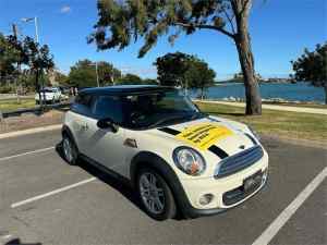 2010 Mini Hatch R56 LCI Cooper Pepper White 6 Speed Sports Automatic Hatchback Hendon Charles Sturt Area Preview
