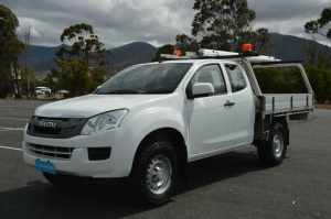 2015 Isuzu D-MAX MY15 SX Space Cab White 5 Speed Manual Cab Chassis