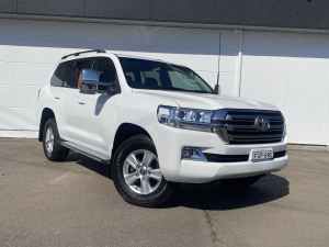 2019 Toyota Landcruiser VDJ200R GXL White 6 Speed Sports Automatic Wagon Cardiff Lake Macquarie Area Preview